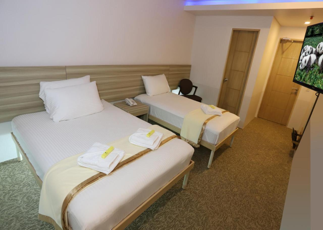 1010 Hotel Muntinlupa City Dış mekan fotoğraf