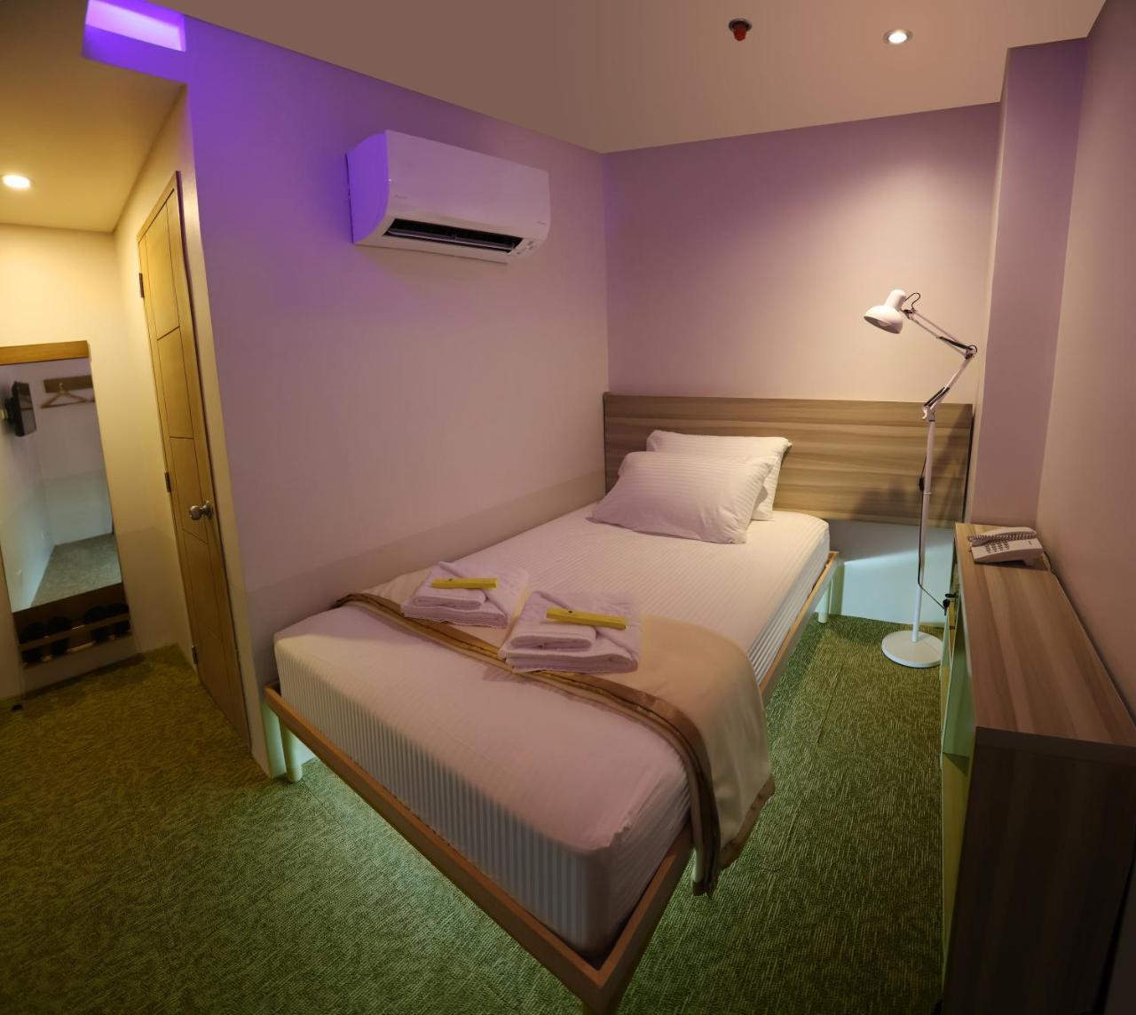 1010 Hotel Muntinlupa City Dış mekan fotoğraf